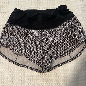 High waisted printed shorts